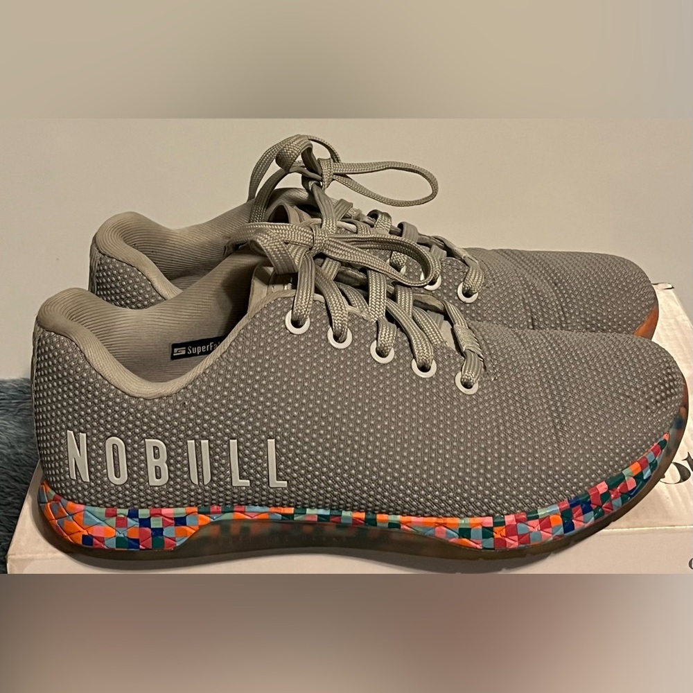 NOBULL Gray Athletic Shoes with Multicolor Sole